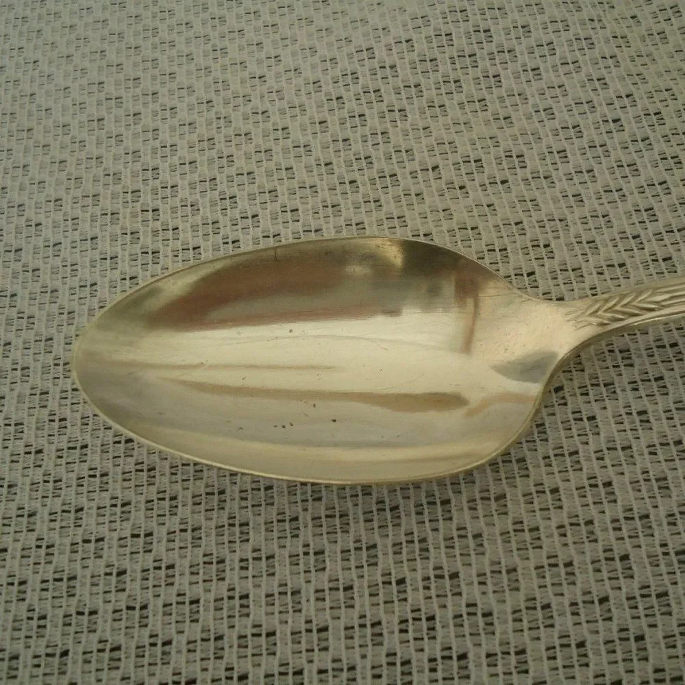 Allure 1939 Pattern Spoon Wm Rogers IS Silverplate